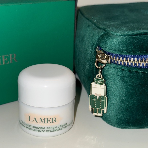 La Mer the moisturizing Soft Cream with emerald Velvet Case brand new - Picture 6 of 16